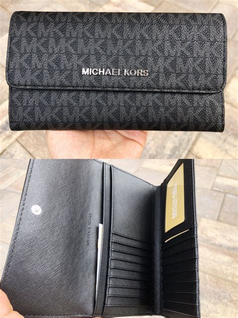 michael kors travel wallet australia|michael kors trifold wallet black.